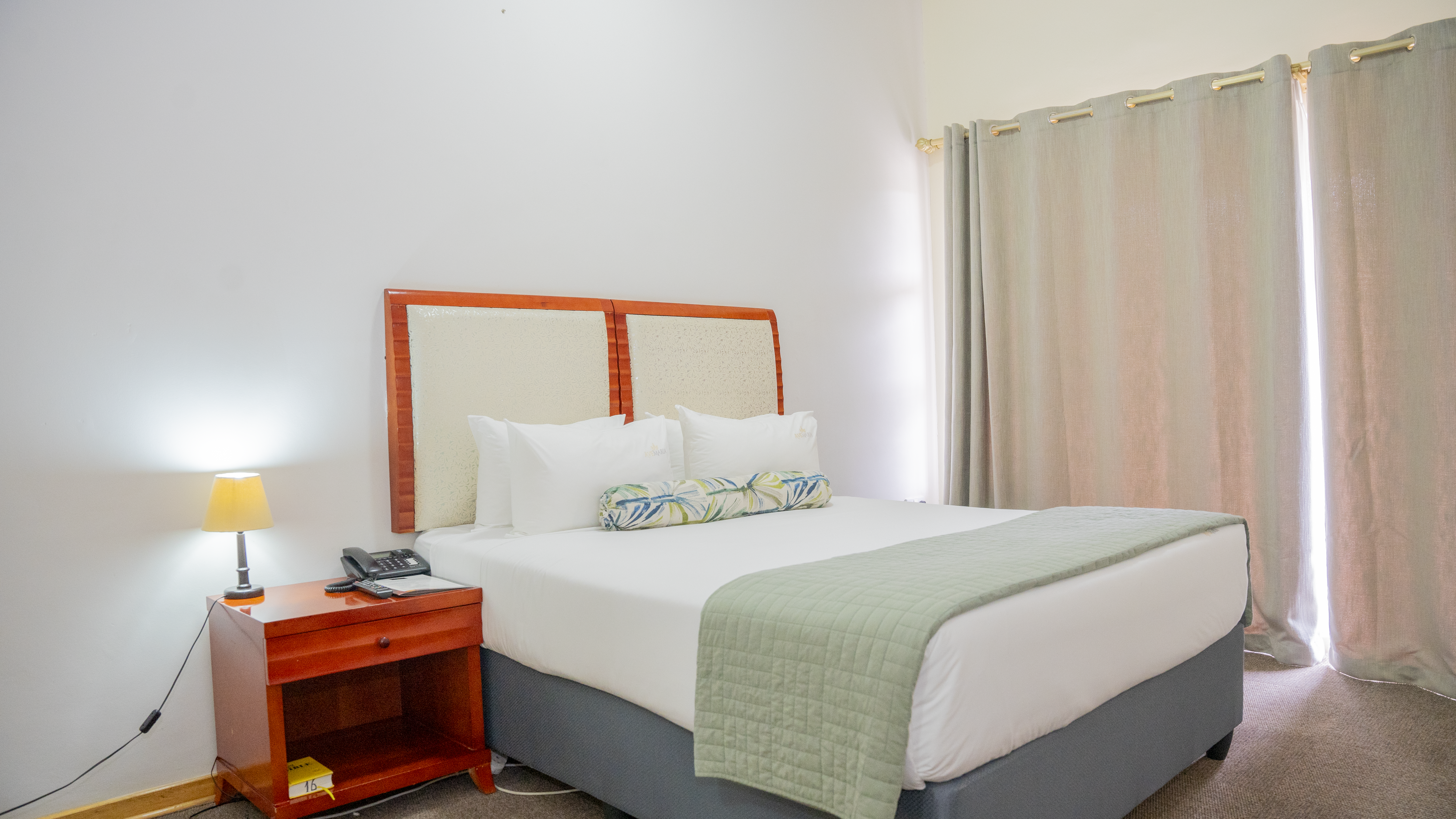 Room 05